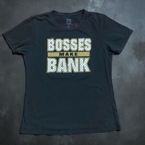 WWE Wrestling Sasha Banks Bosses Make Bank Black Gold Tee Women's Size XL